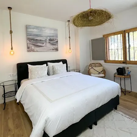 Jan Vives Bed & Breakfast