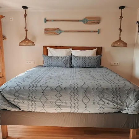 Jan Vives Bed & Breakfast