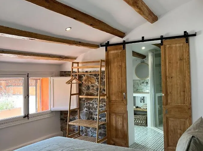 Bed & Breakfast Jan Vives 4*