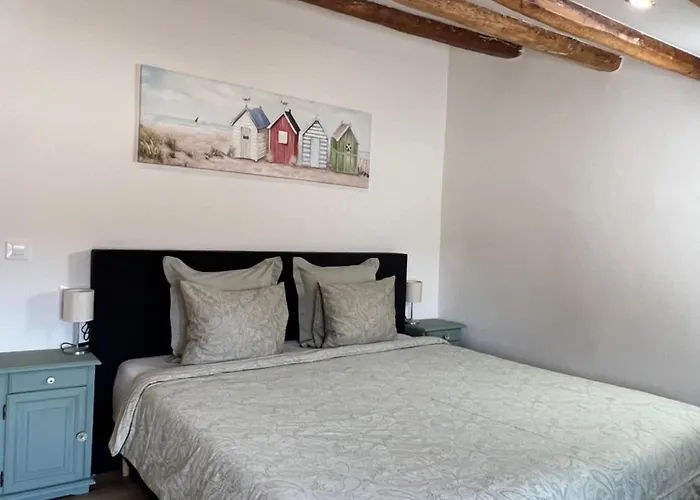 Jan Vives Bed & Breakfast