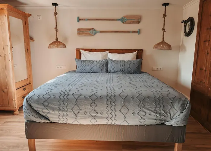 Jan Vives Bed & Breakfast